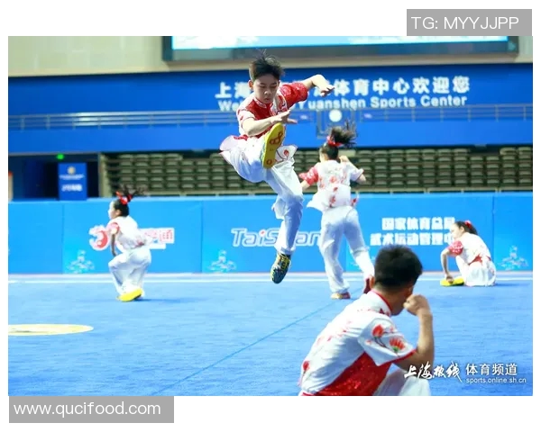 南京飞盘队在世界滑板锦标赛中的默契配合与精彩表现分析