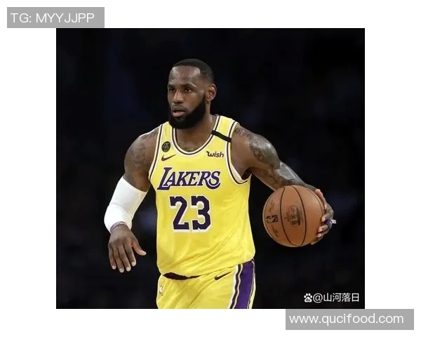 全新赛季NBA总冠军争夺战激烈开启 谁能最终捧起传奇奖杯