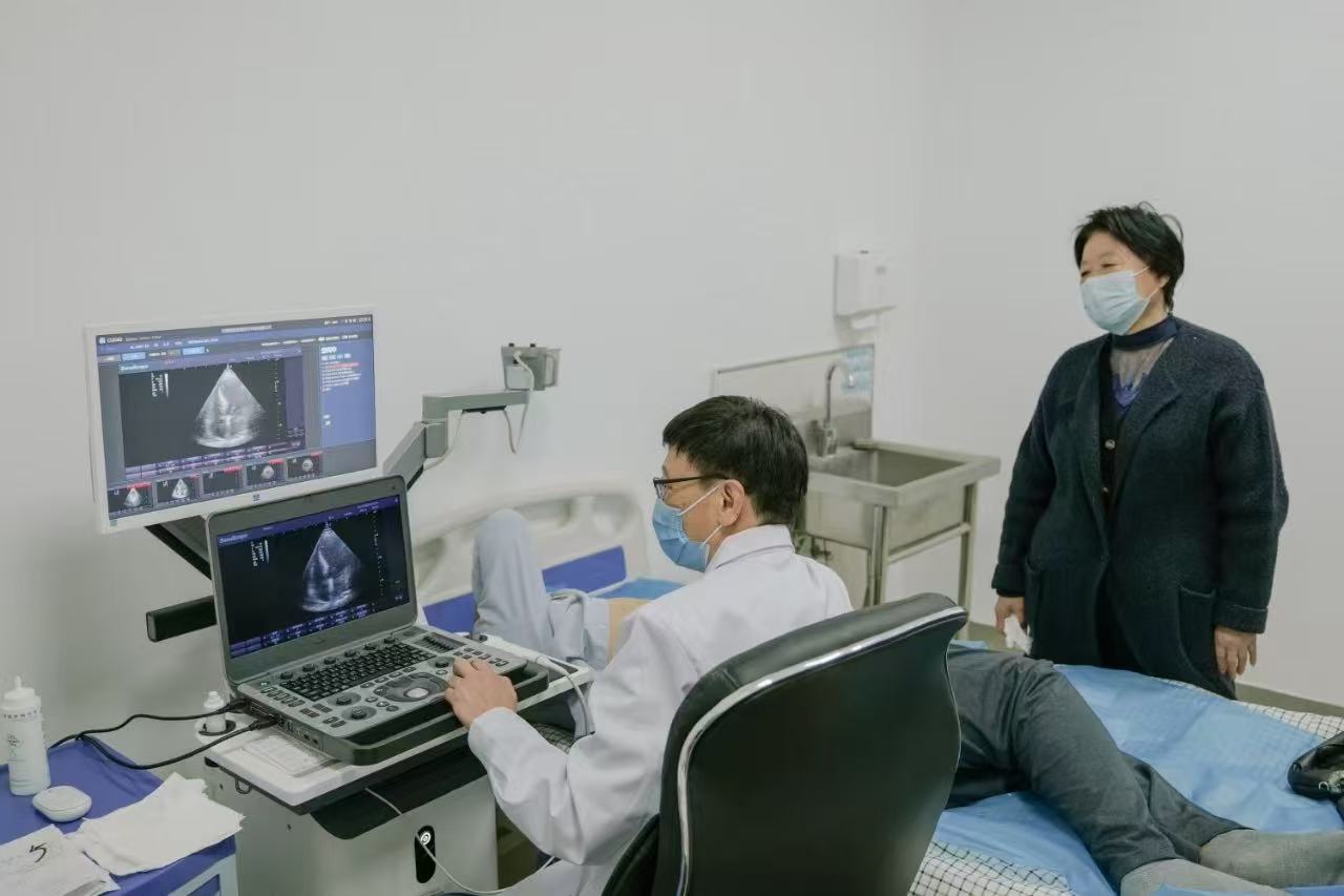 医疗电子安徽首款自立研发！彩色超声影象诊断装备量产上市(图1)